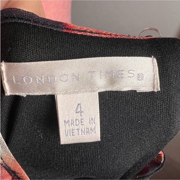 EUC London Times Watercolor Print Shift Dress - Picture 12 of 13